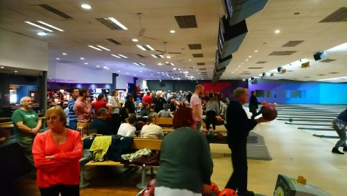 Zone Chairman Lion Eric Parkes ready to bowl at our club's 10 Pin Bowling Evening October 16th 2019